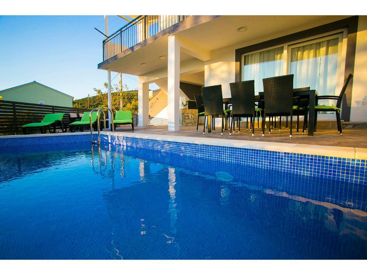 Villa Croatia Sea View With Heated Pool Vinišće エクステリア 写真