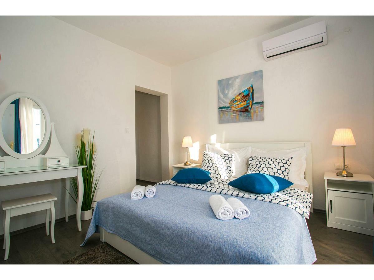Villa Croatia Sea View With Heated Pool Vinišće エクステリア 写真