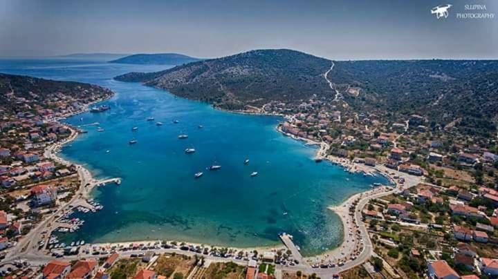 Villa Croatia Sea View With Heated Pool Vinišće エクステリア 写真